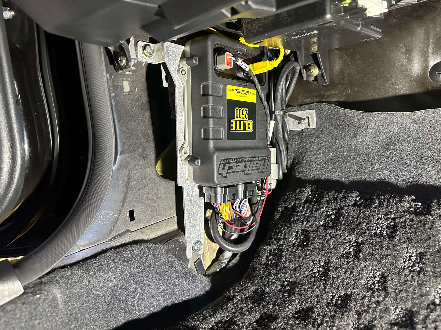 Countersteer R34 ECU Mount